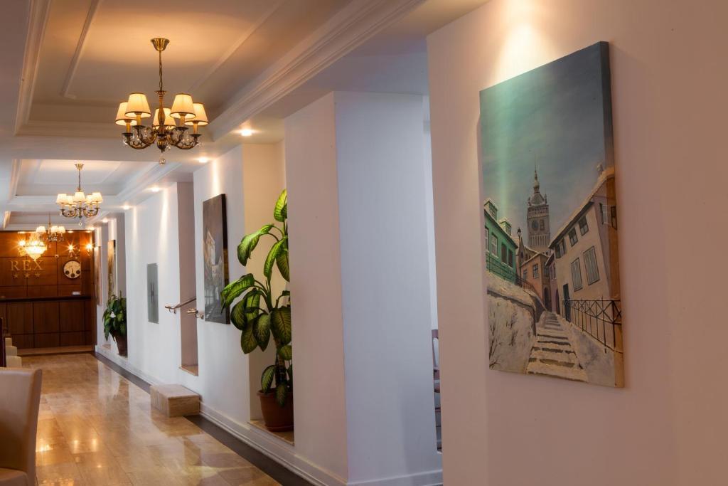 Hotel Rex Сигишоара Экстерьер фото