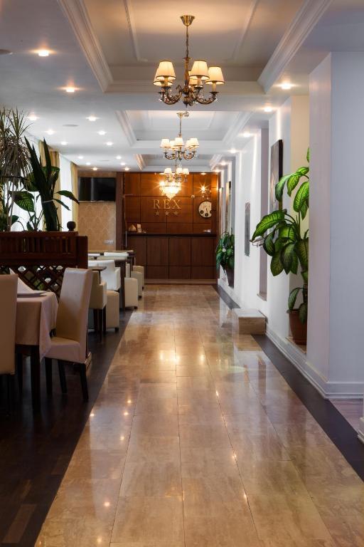 Hotel Rex Сигишоара Экстерьер фото